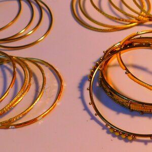 SET OF 19 BANGLES